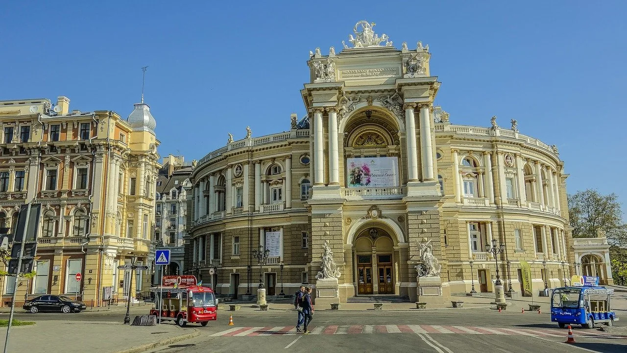 Escalier du Potemkine et port d'Odessa